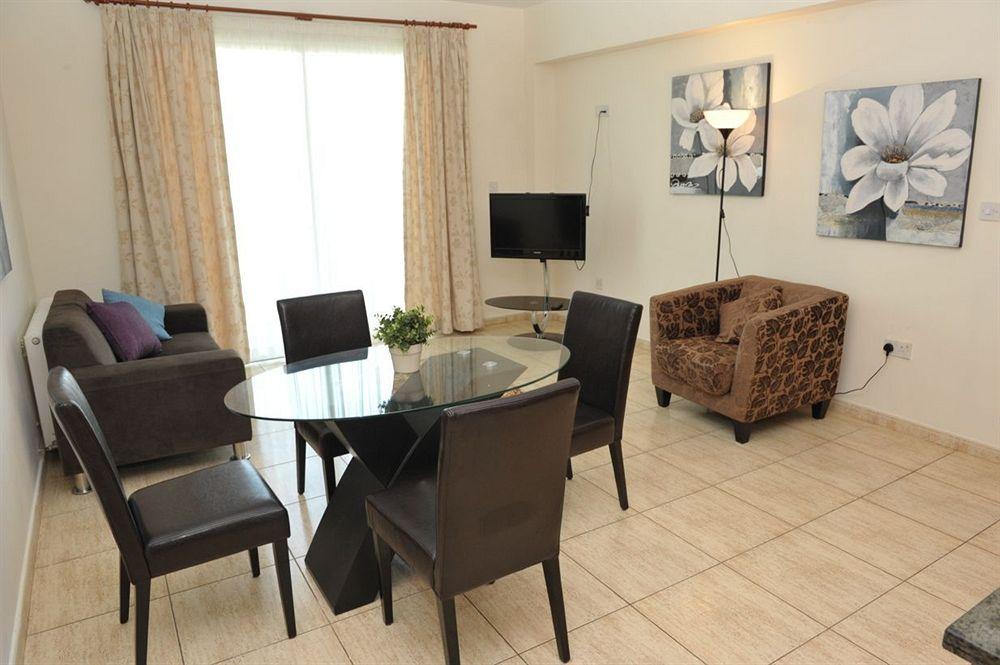 Marianna Hotel Лимасол Екстериор снимка