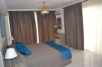 Marianna Hotel Лимасол Екстериор снимка